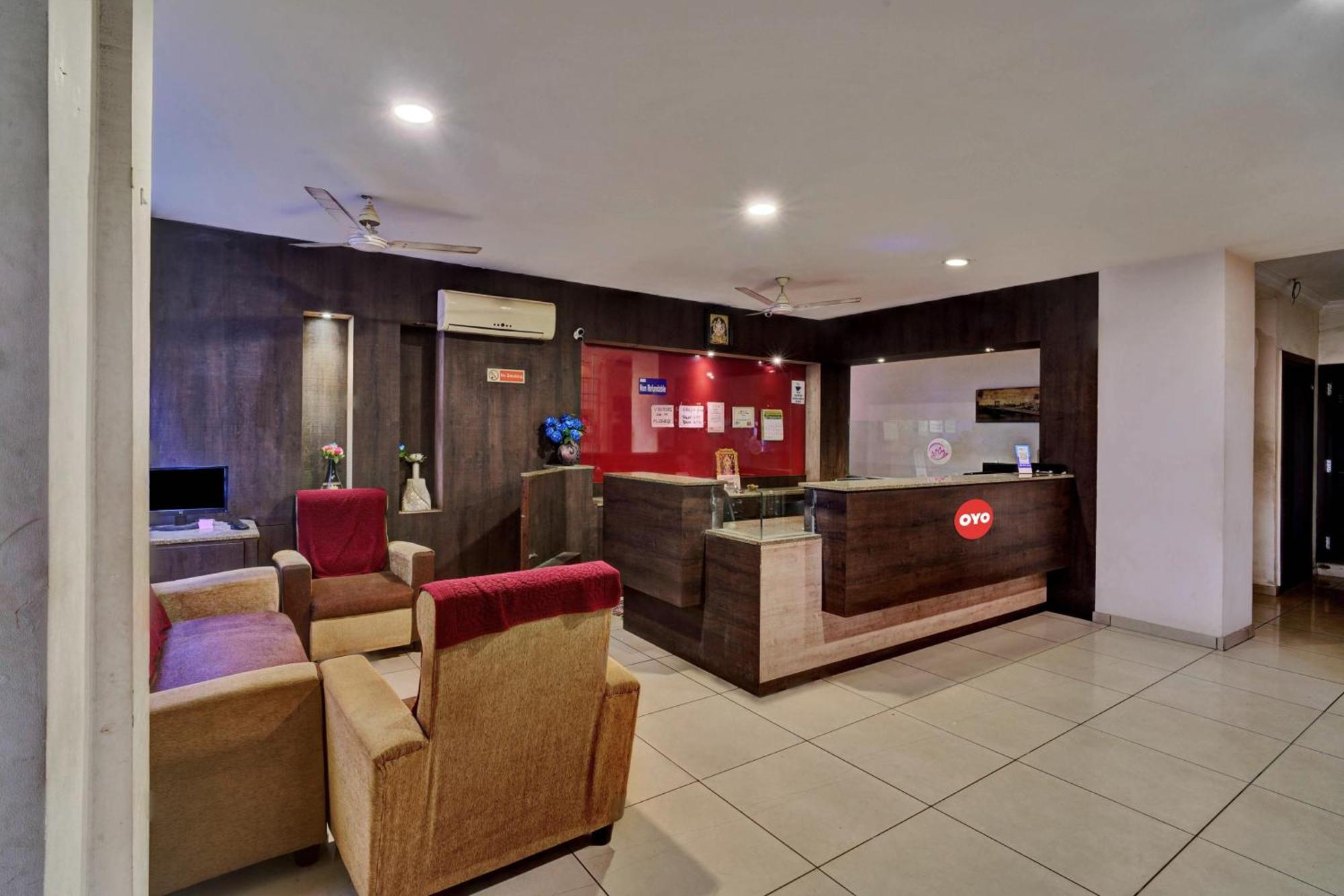 Hotel O Jk Inn Tiruppur Buitenkant foto