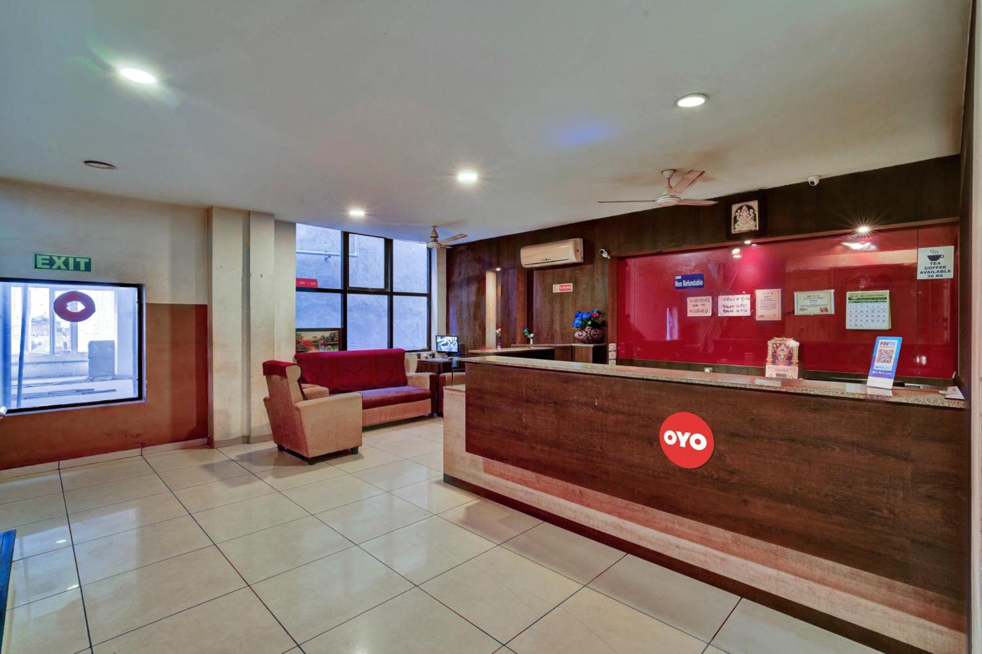 Hotel O Jk Inn Tiruppur Buitenkant foto