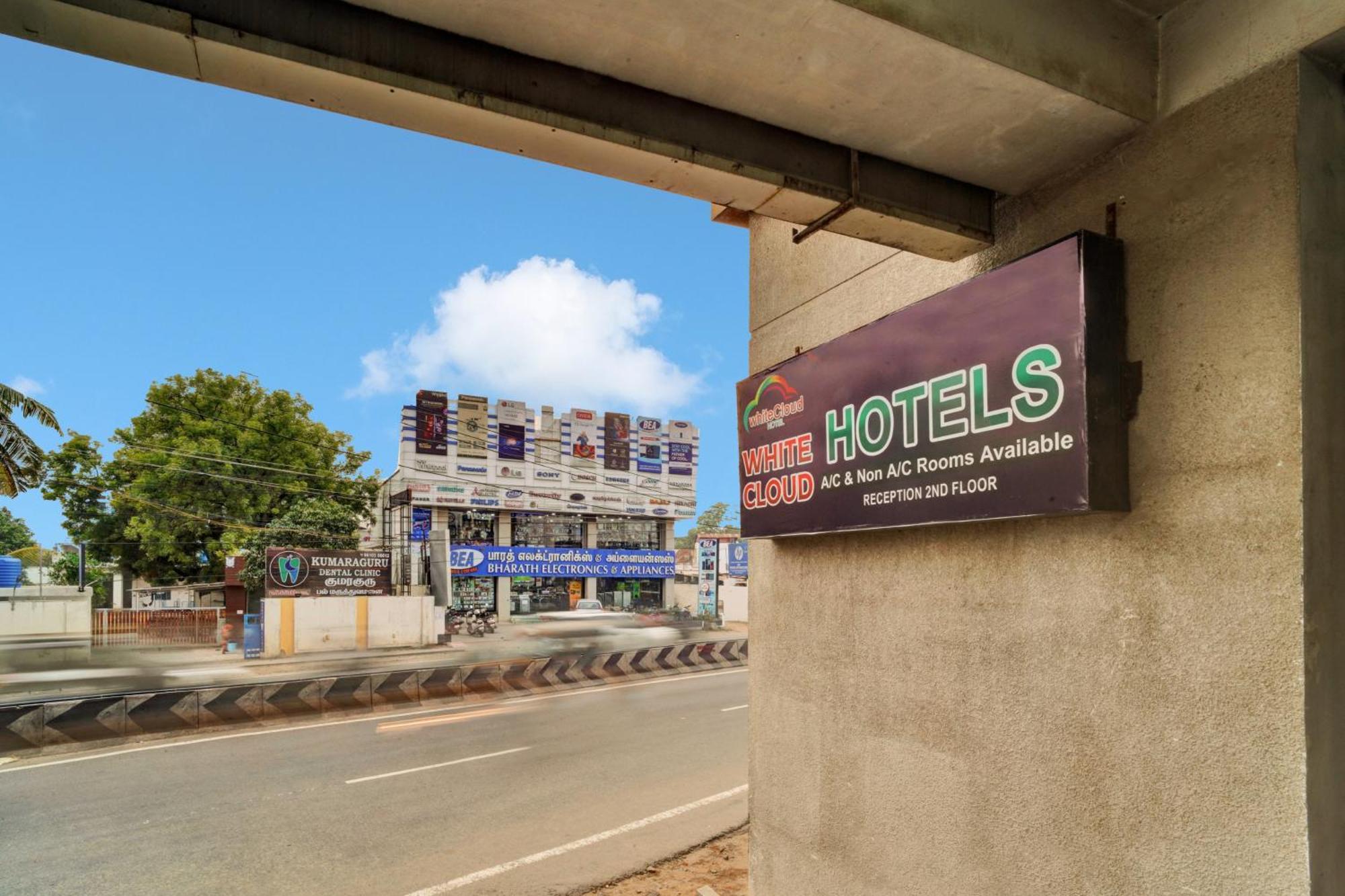 Hotel O Jk Inn Tiruppur Buitenkant foto